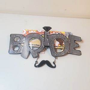 New Sun Staches Bride Sunglasses